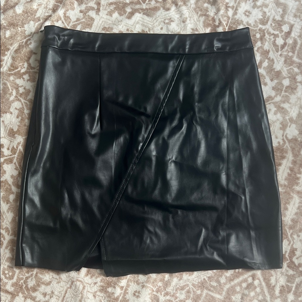 SHEIN Black Faux Leather Pencil Skirt